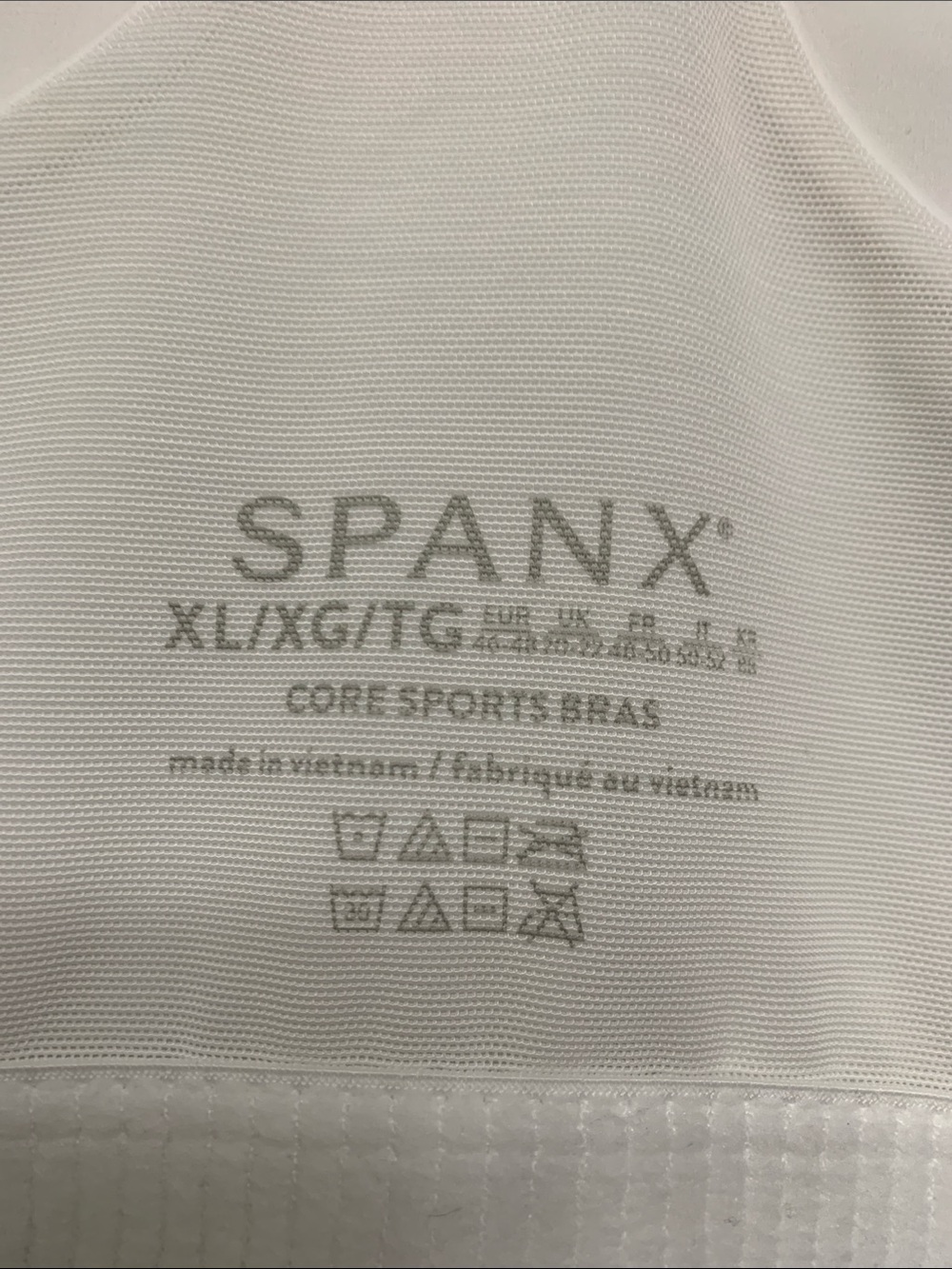 SPANX White Active Core Sports Bra in XL supportive, comfortable, lightweight. - Picture 6 of 8